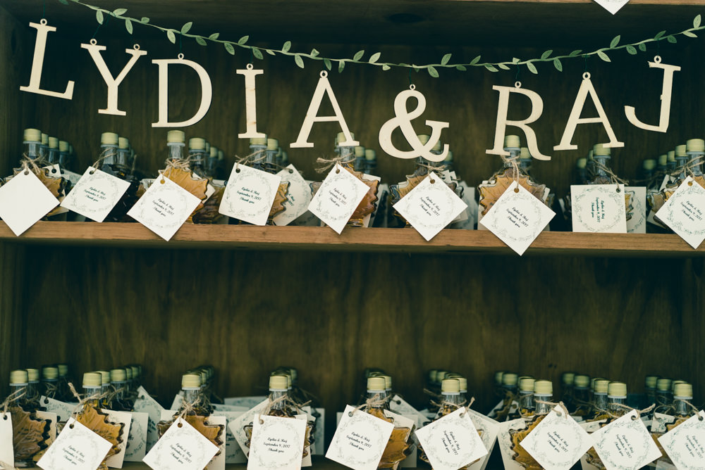 Vermont maple syrup wedding guest gift idea